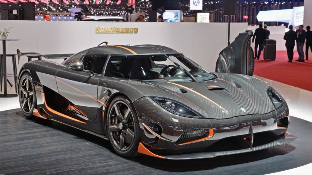01-koenigsegg-agera-rs-geneva-1