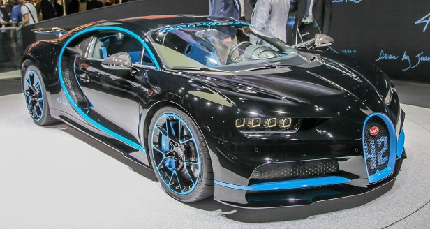 1200px-Bugatti_Chiron_IMG_0087